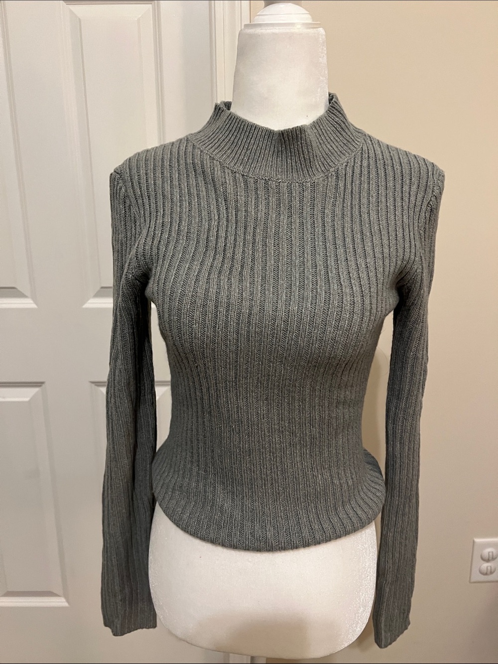 Divided Gray Ribbed Mock Turtleneck Sweater size small